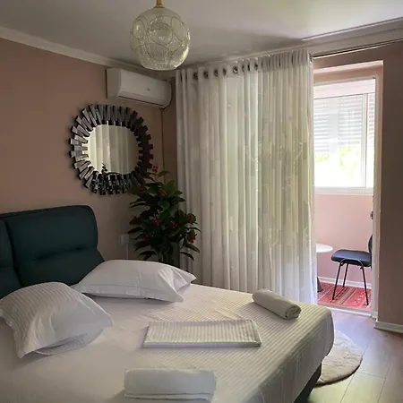 Apartament Rose Tirana
